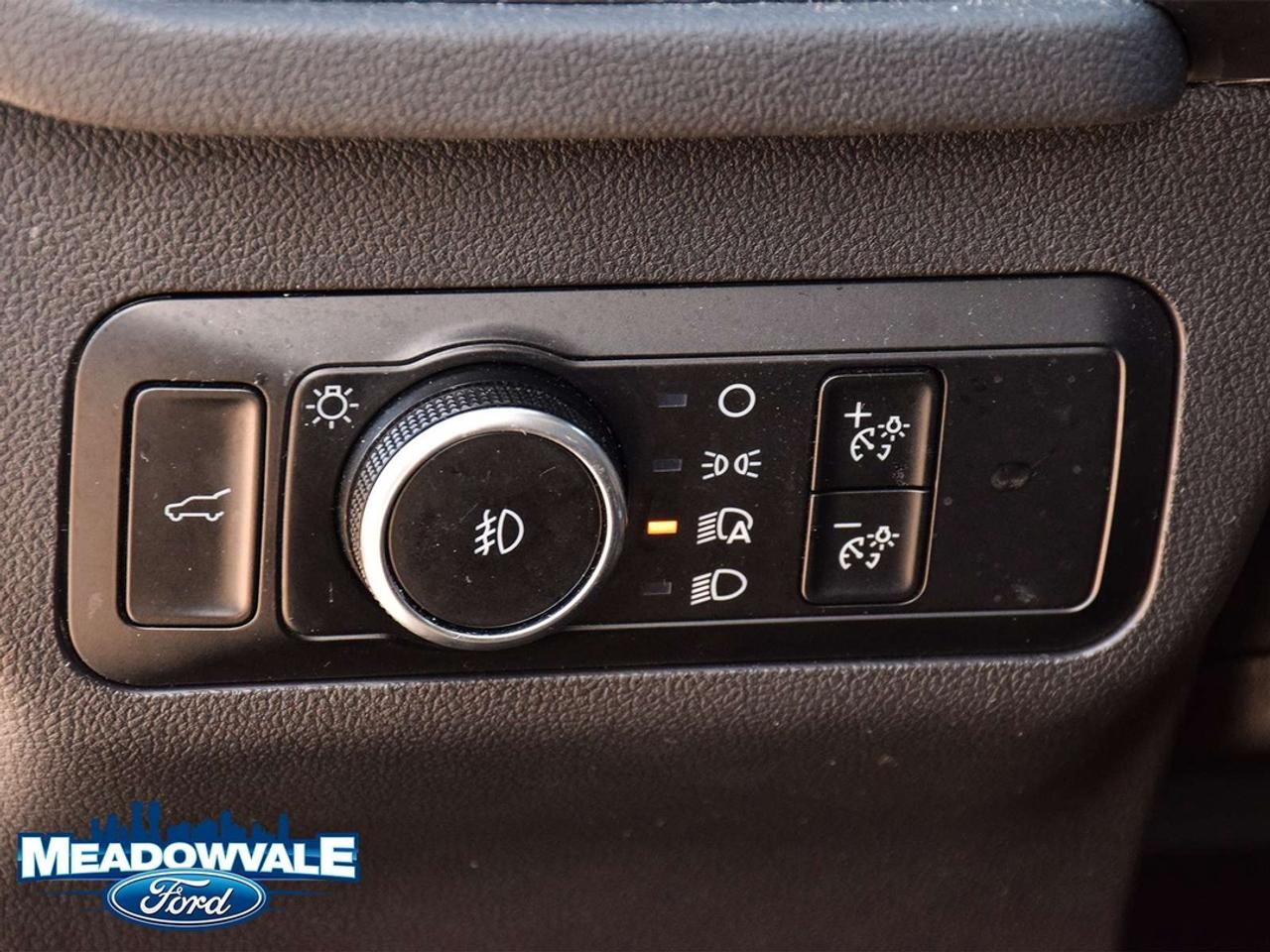 2024 Ford Escape Platinum Photo