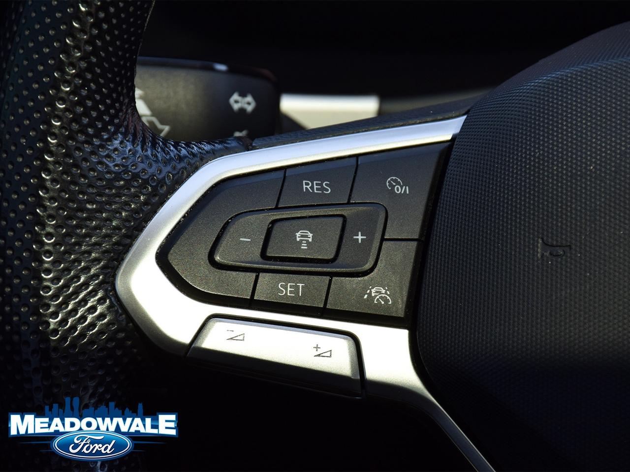 2021 Volkswagen Atlas EXECLINE Photo