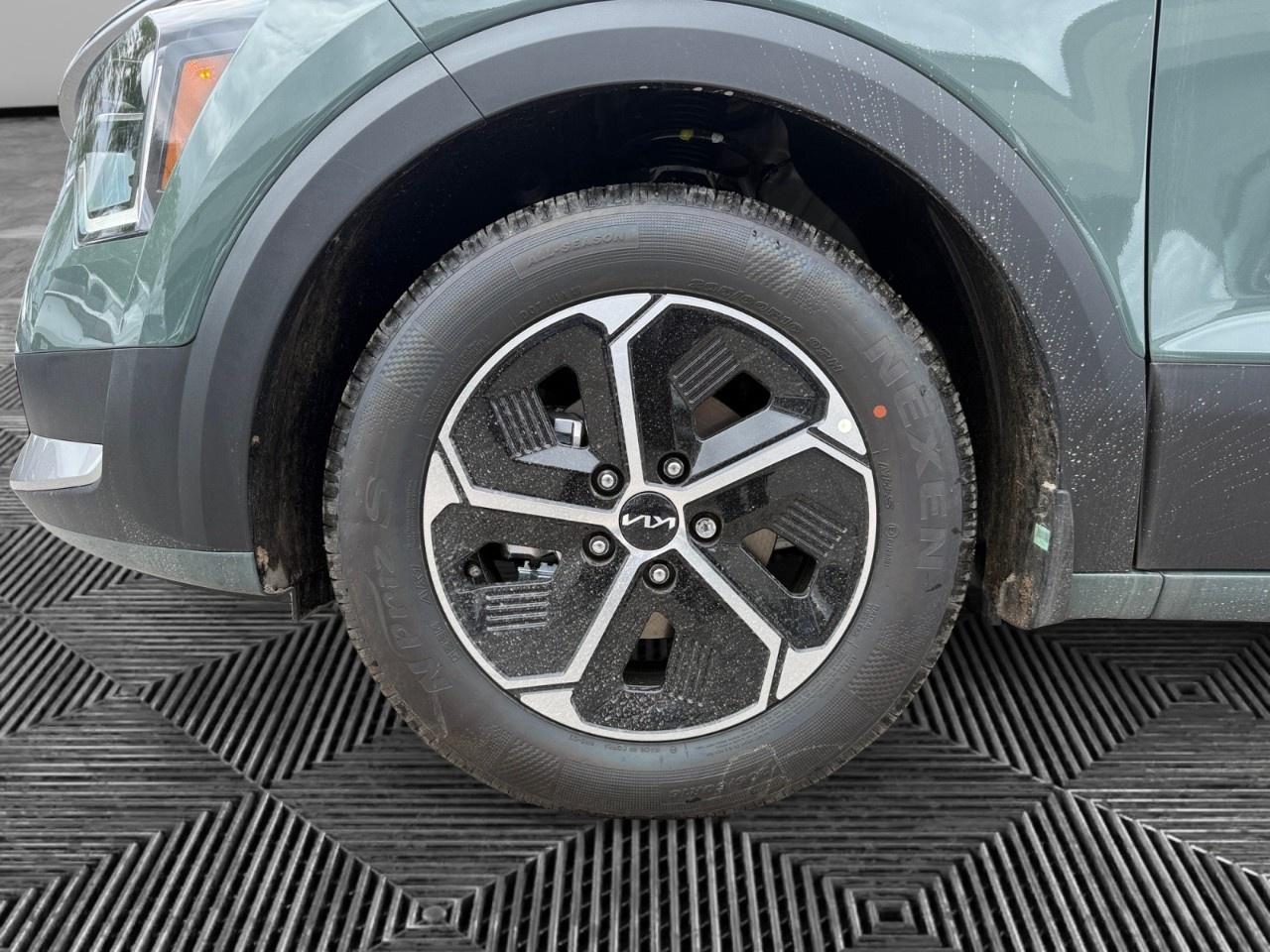 2026 Kia NIRO EX Premium FWD Photo