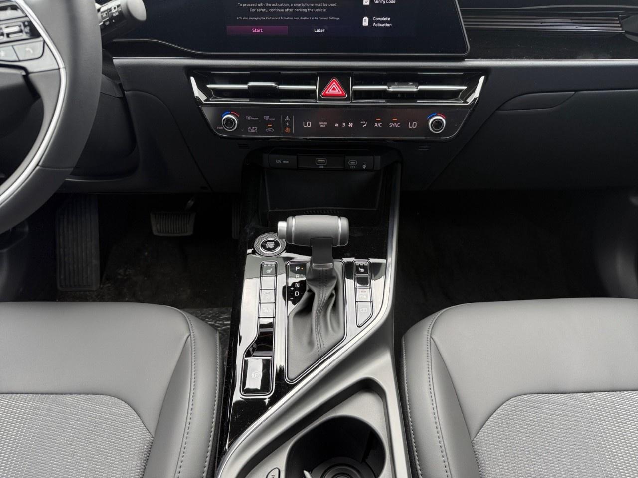 2026 Kia NIRO EX Premium FWD Photo
