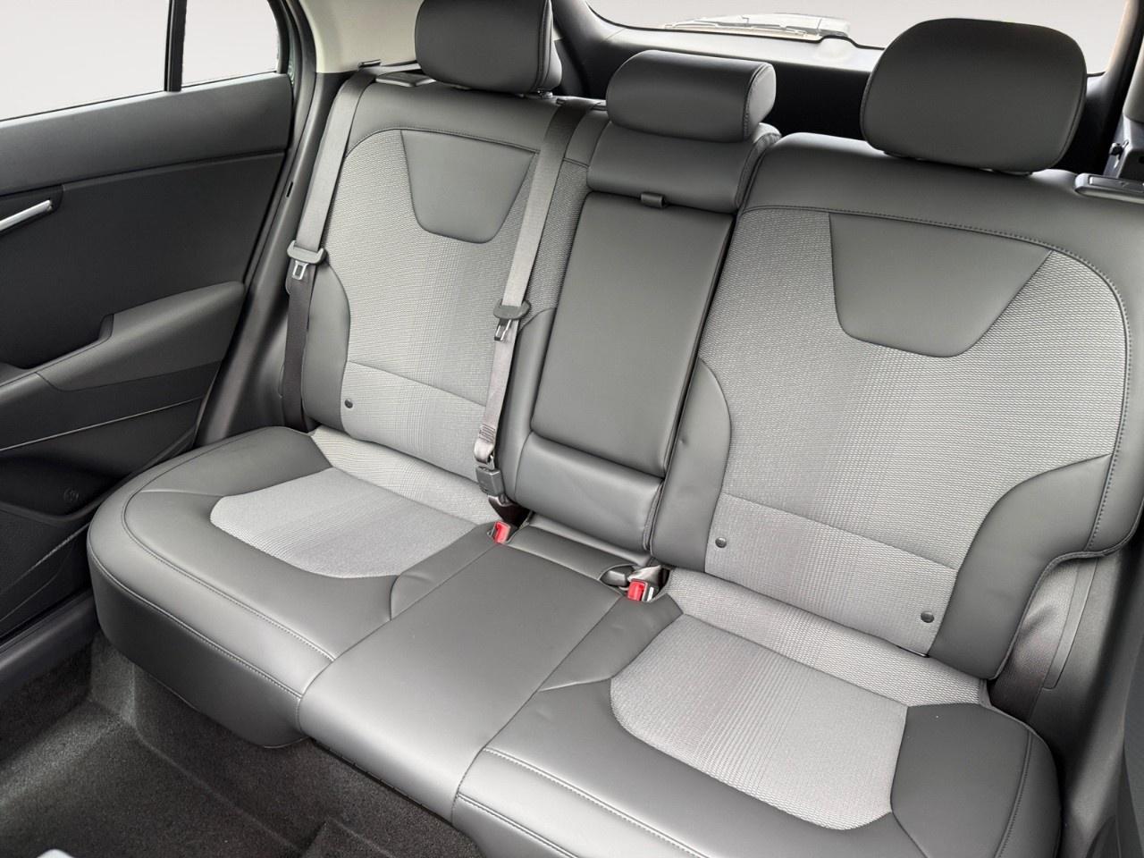 2026 Kia NIRO EX Premium FWD Photo