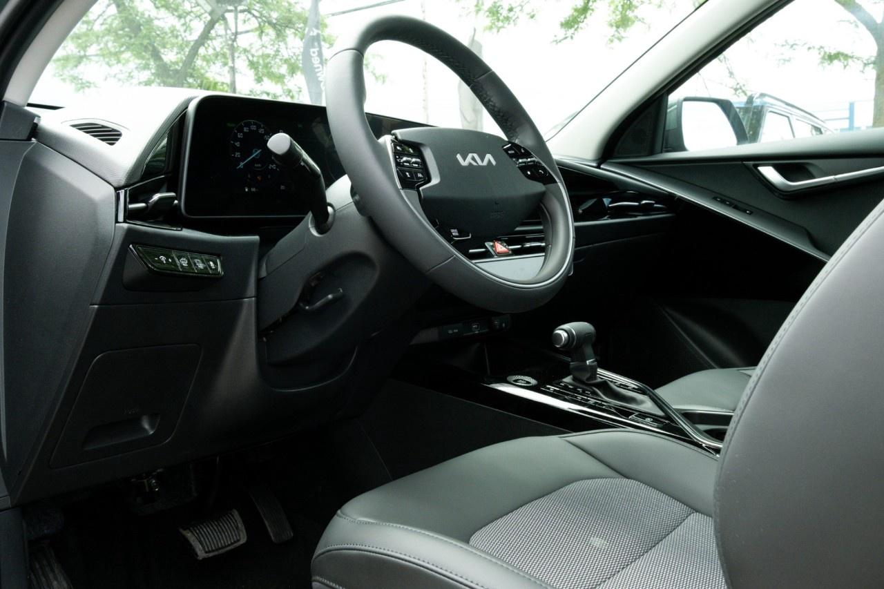 2026 Kia NIRO EX Premium FWD Photo
