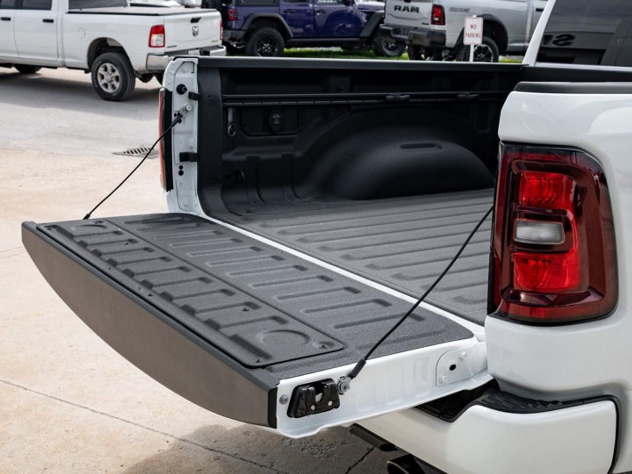 2026 RAM 1500 SPORT Photo