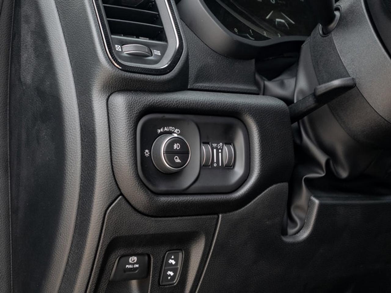 2026 RAM 1500 SPORT Photo
