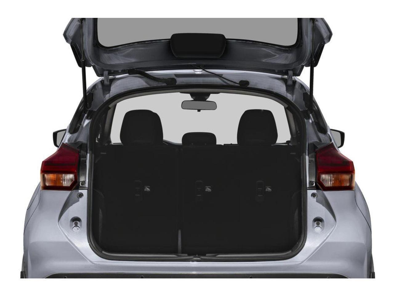 2025 Nissan Kicks Play SV Photo