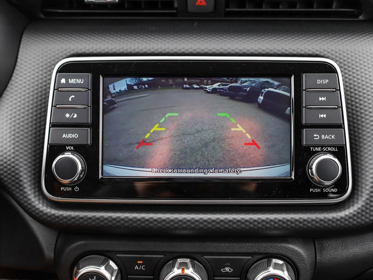 2025 Nissan Kicks Play S Photo