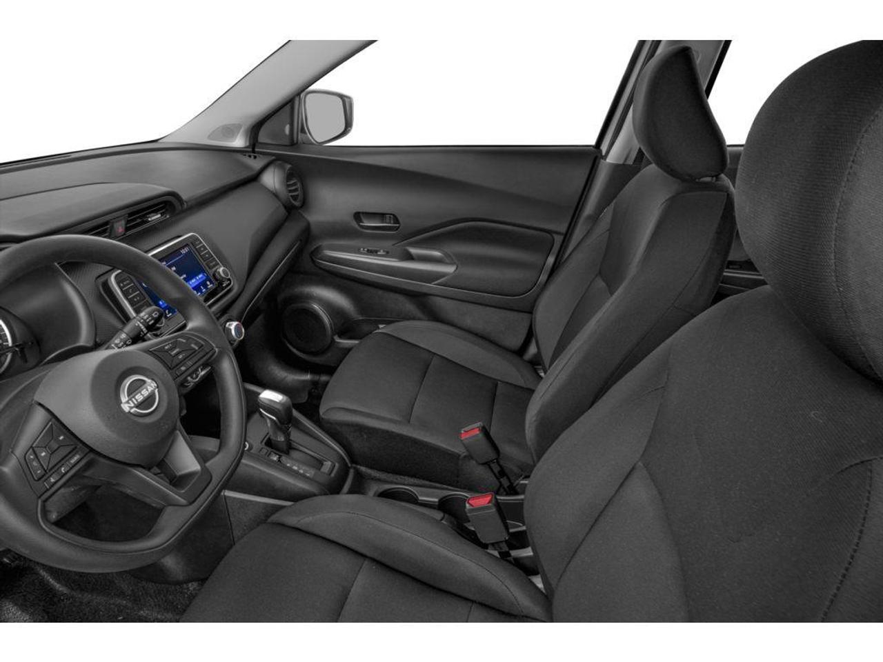 2025 Nissan Kicks Play S Photo