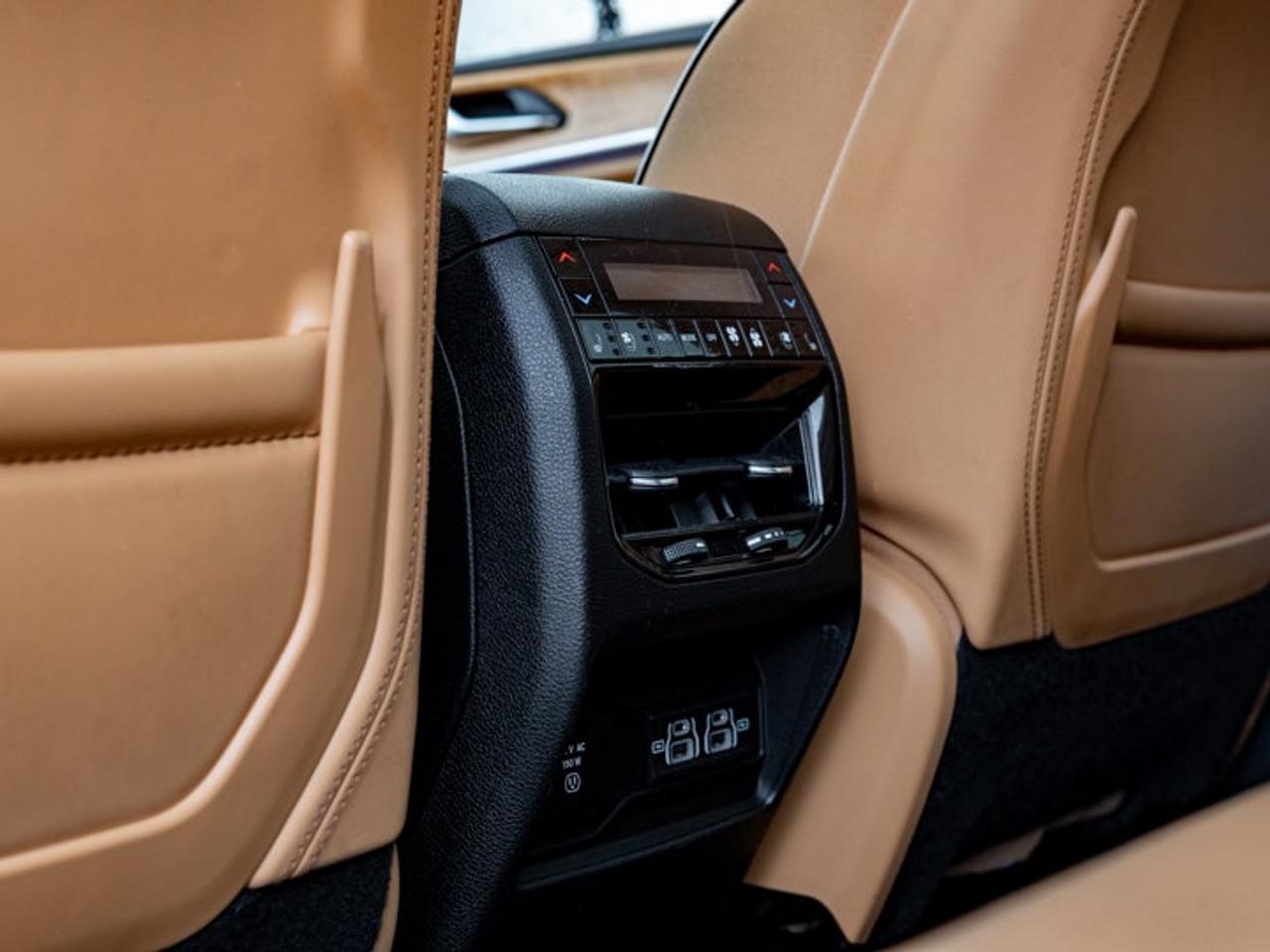 2022 Jeep Grand Cherokee L Summit Reserve Photo