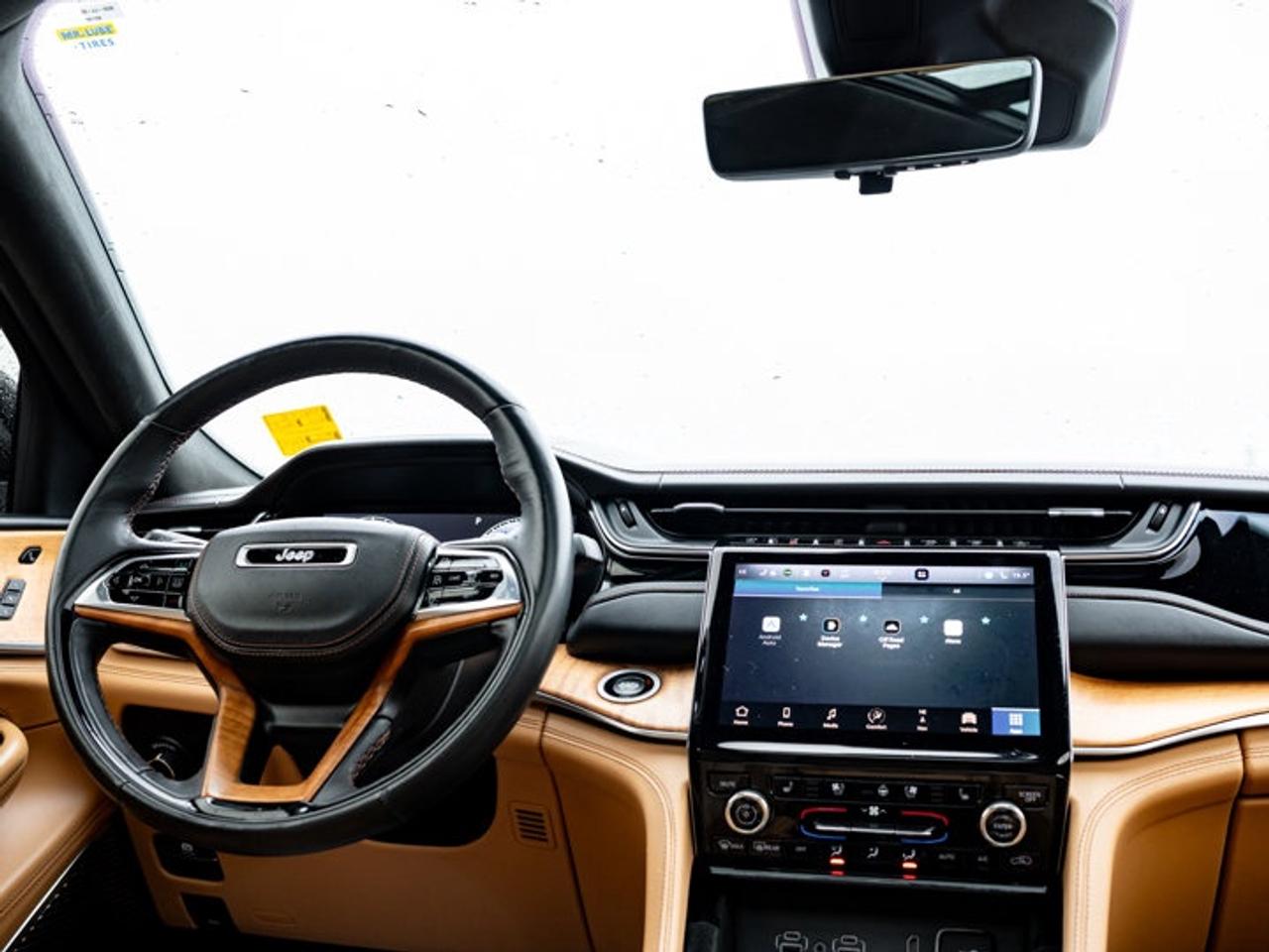 2022 Jeep Grand Cherokee L Summit Reserve Photo