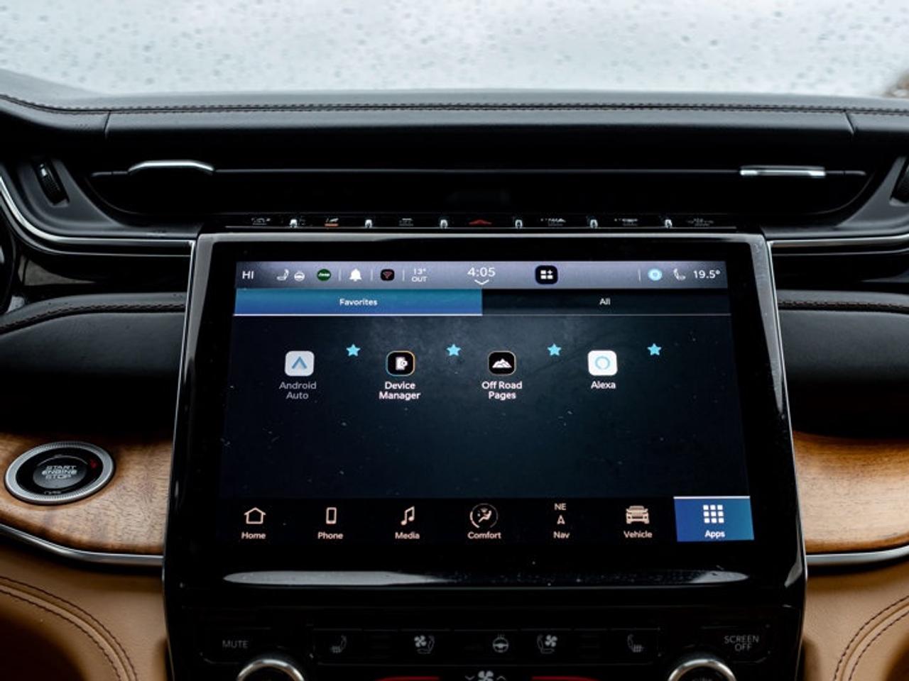 2022 Jeep Grand Cherokee L Summit Reserve Photo