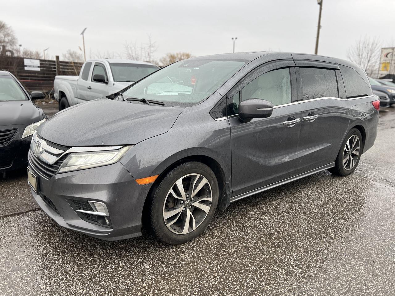 Used 2018 Honda Odyssey Touring for sale in Brampton, ON