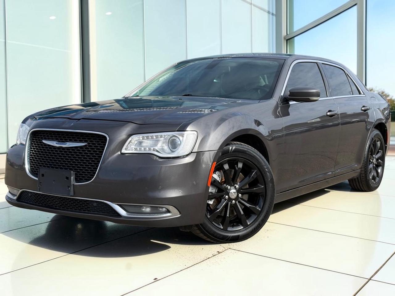 Used 2018 Chrysler 300 TOURING AWD for sale in Edmonton, AB