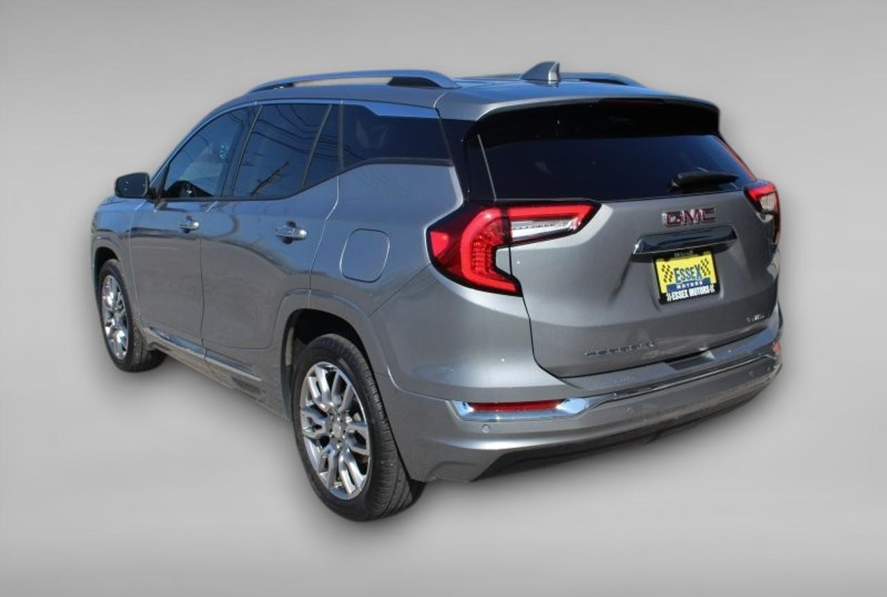 2024 GMC Terrain Denali*AWD*Heated Leather*Moon Roof*CarPlay Photo