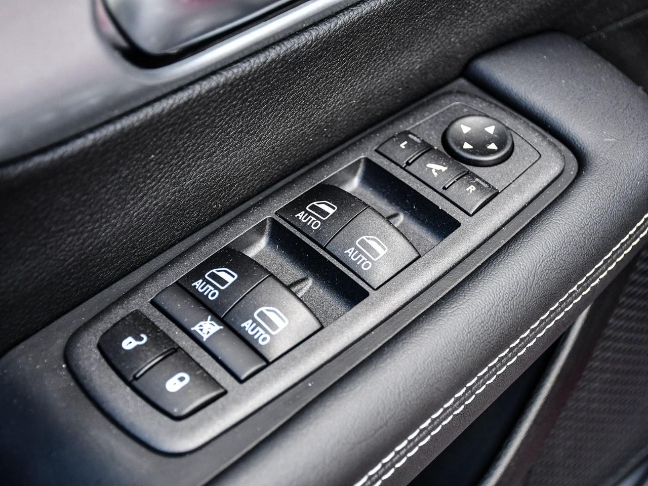 2026 Chrysler Pacifica Limited FWD Photo