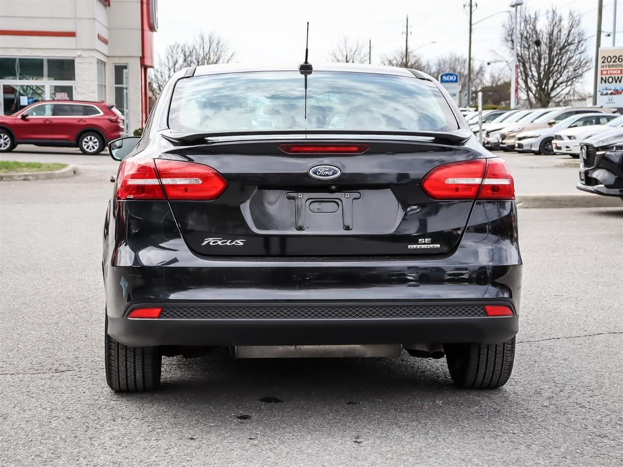 2015 Ford Focus SE Photo