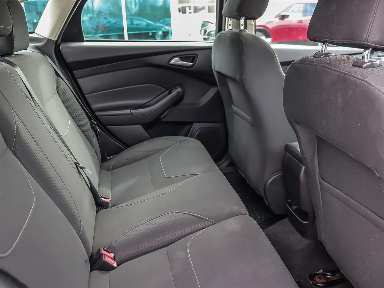 2015 Ford Focus SE Photo