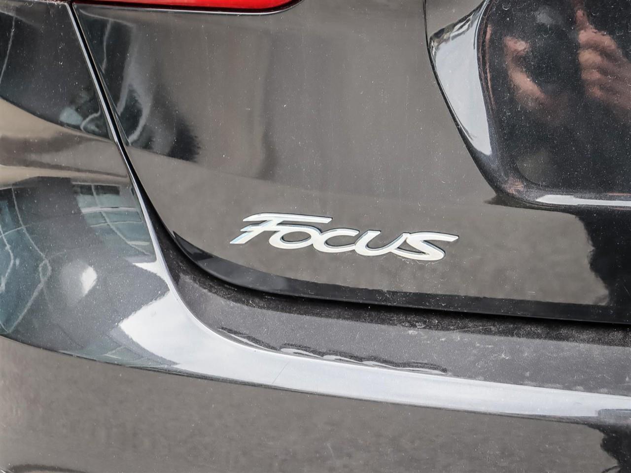 2015 Ford Focus SE Photo