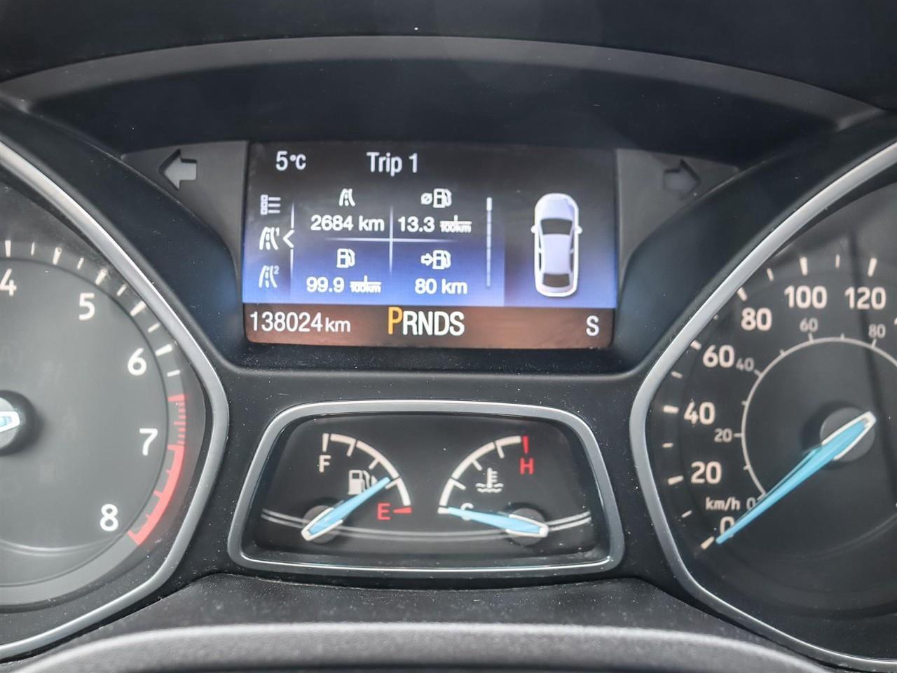 2015 Ford Focus SE Photo