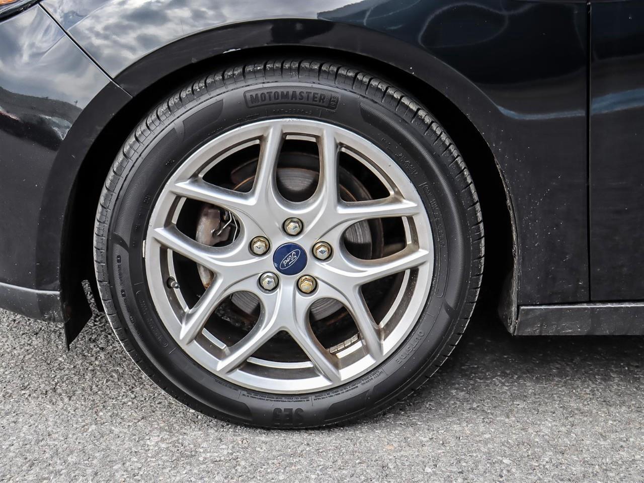 2015 Ford Focus SE Photo