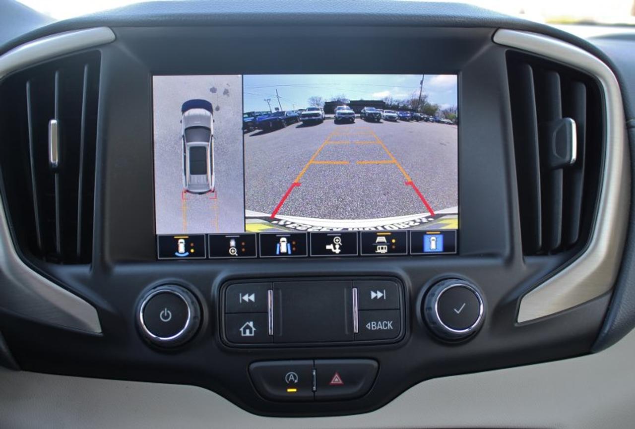 2024 GMC Terrain Denali*AWD*Heated Leather*Moon Roof*CarPlay Photo