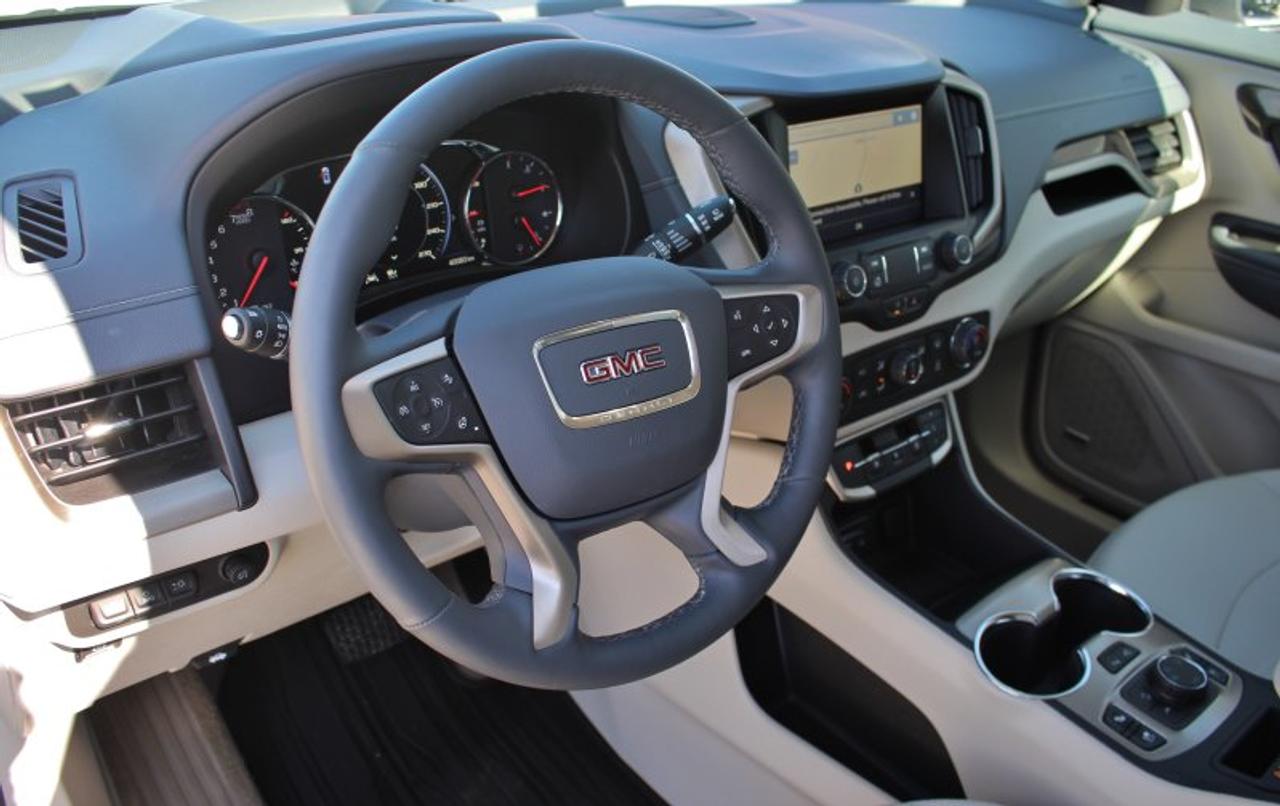 2024 GMC Terrain Denali*AWD*Heated Leather*Moon Roof*CarPlay Photo