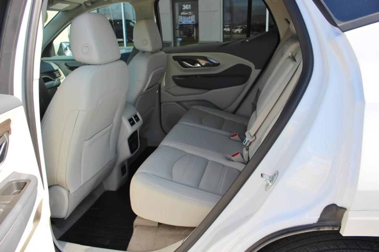 2024 GMC Terrain Denali*AWD*Heated Leather*Moon Roof*CarPlay Photo