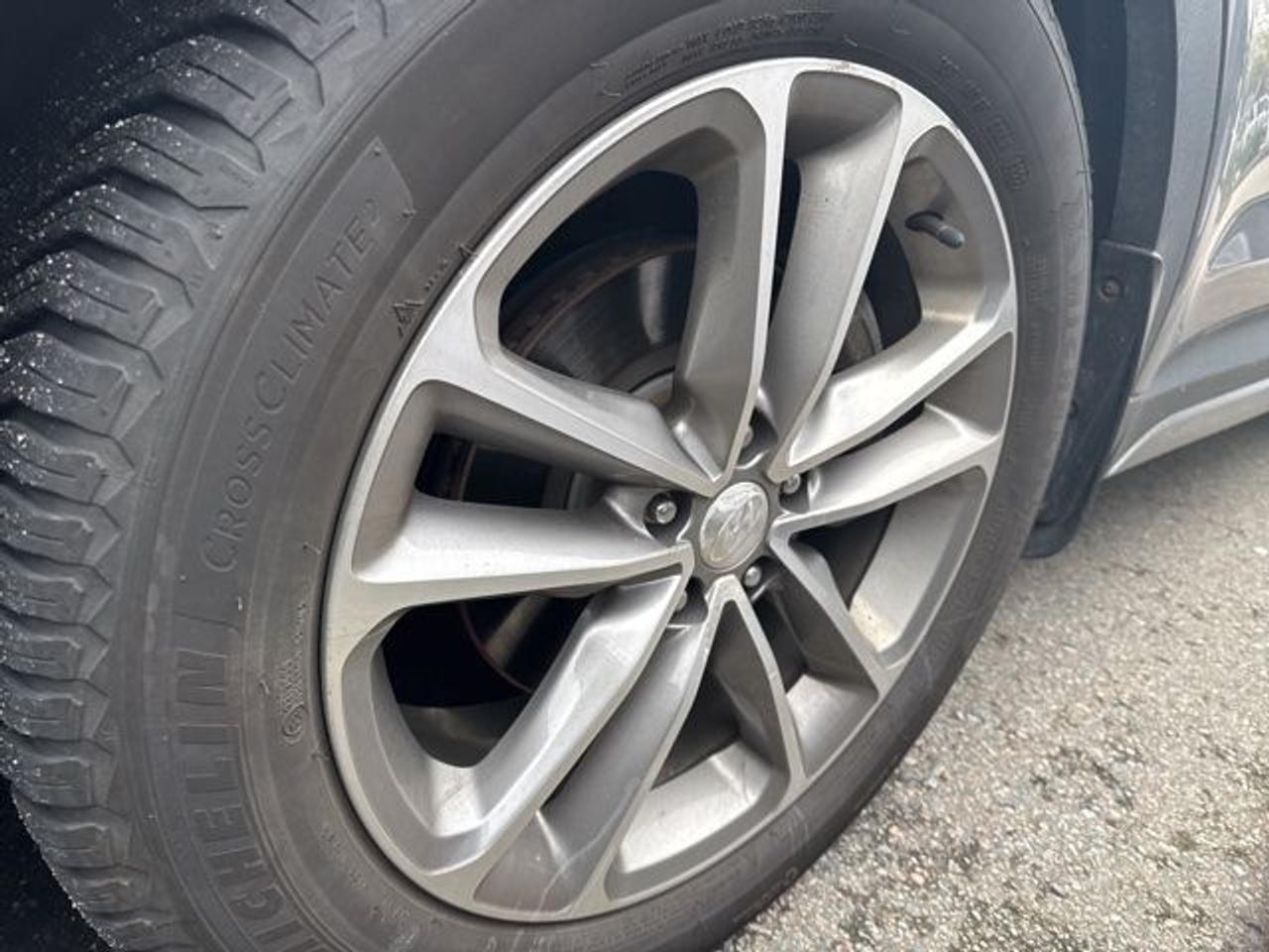 2018 Hyundai Santa Fe Sport SE Photo