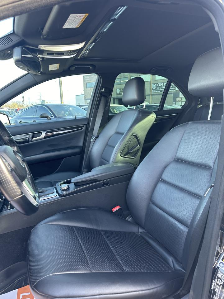 2014 Mercedes-Benz C-Class C 300 Photo