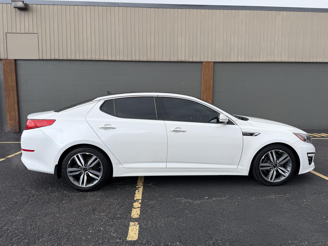 2014 Kia Optima SX TURBO Photo3