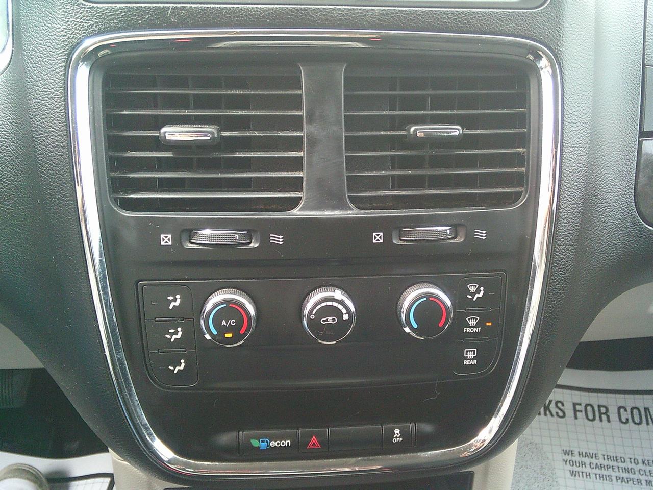 2016 Dodge Grand Caravan 4dr Wgn SXT + STOW N GO! Photo