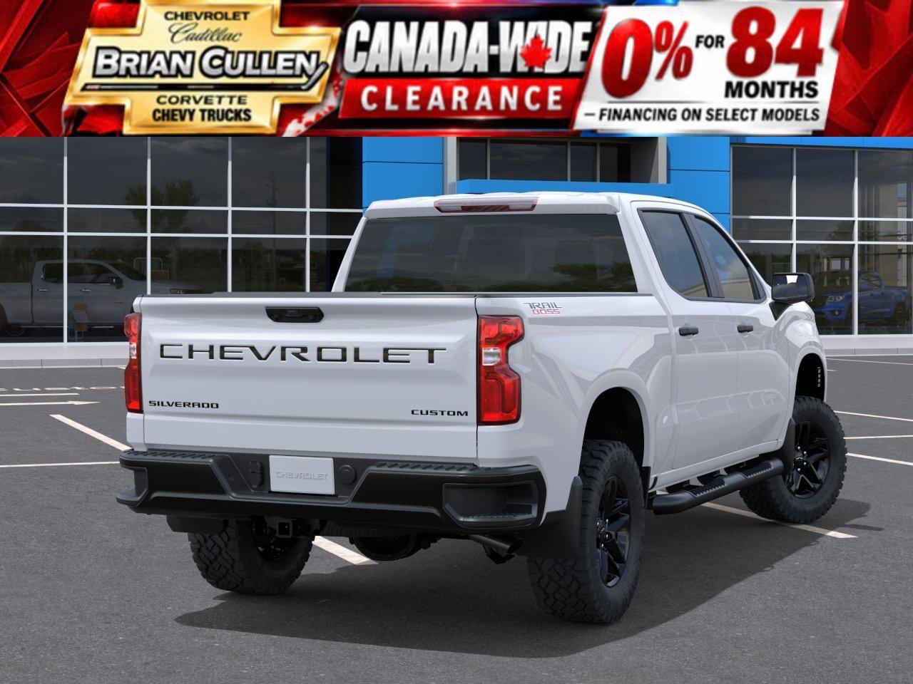 2026 Chevrolet Silverado 1500 Custom Trail Boss Crew Cab Short Box 4-Wheel Drive Custom Trail Boss Photo3
