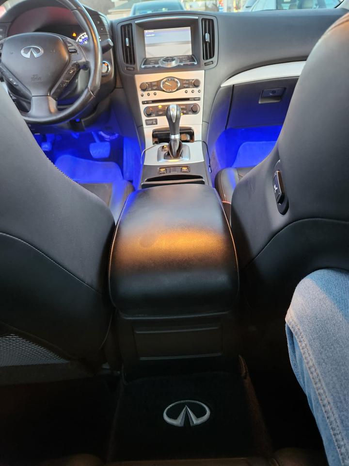 2008 Infiniti G37 Journey Photo