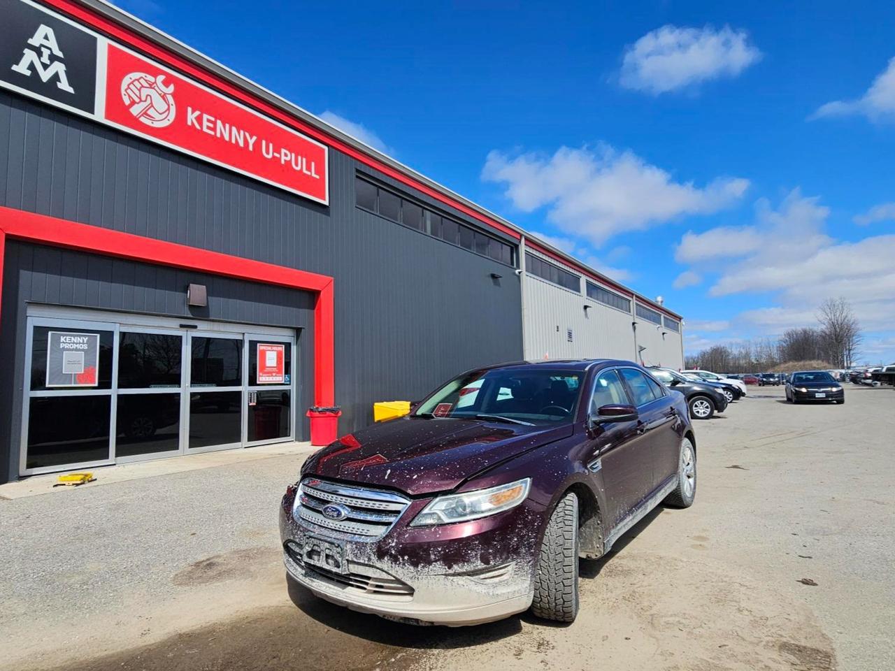 Used 2011 Ford Taurus SEL for sale in London, ON