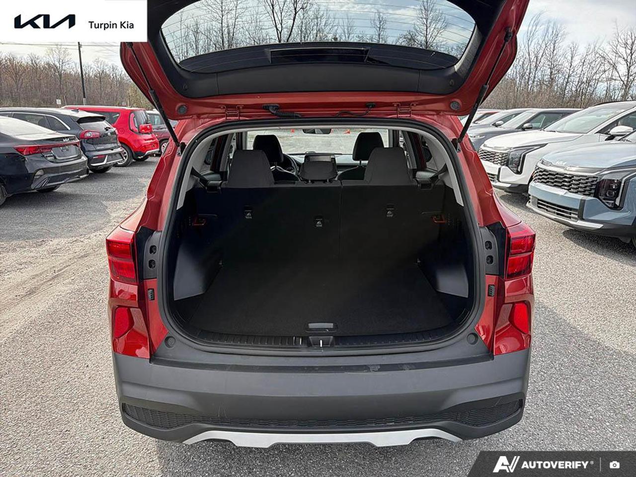 2023 Kia Seltos LX AWD Photo