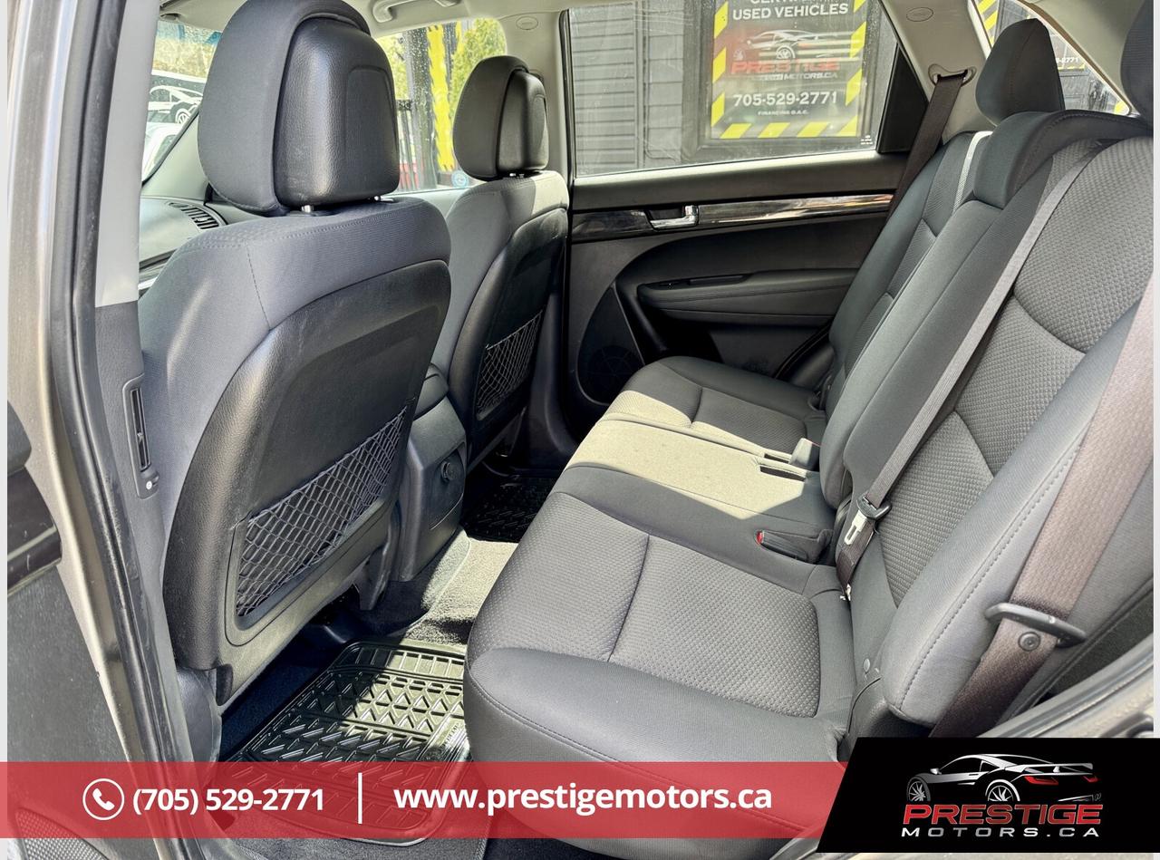 2013 Kia Sorento LX Photo