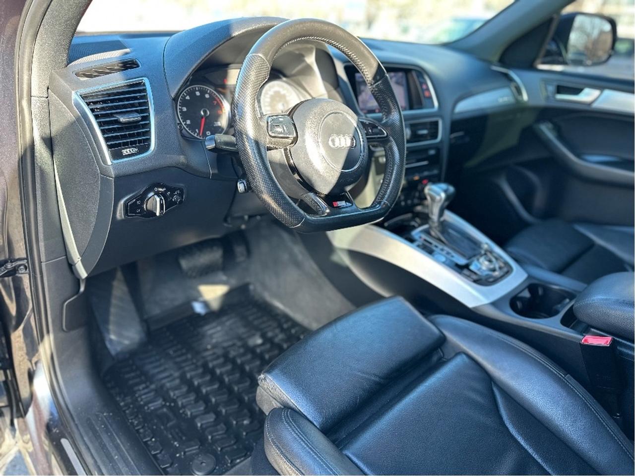 2016 Audi Q5 S-Line Photo