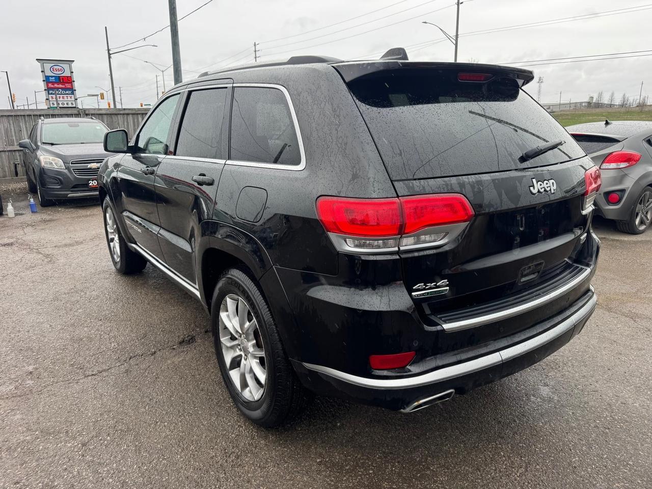 2015 Jeep Grand Cherokee Summit, NO ACCIDENTS, WELL SERVICED, DIESEL, CERT Photo2