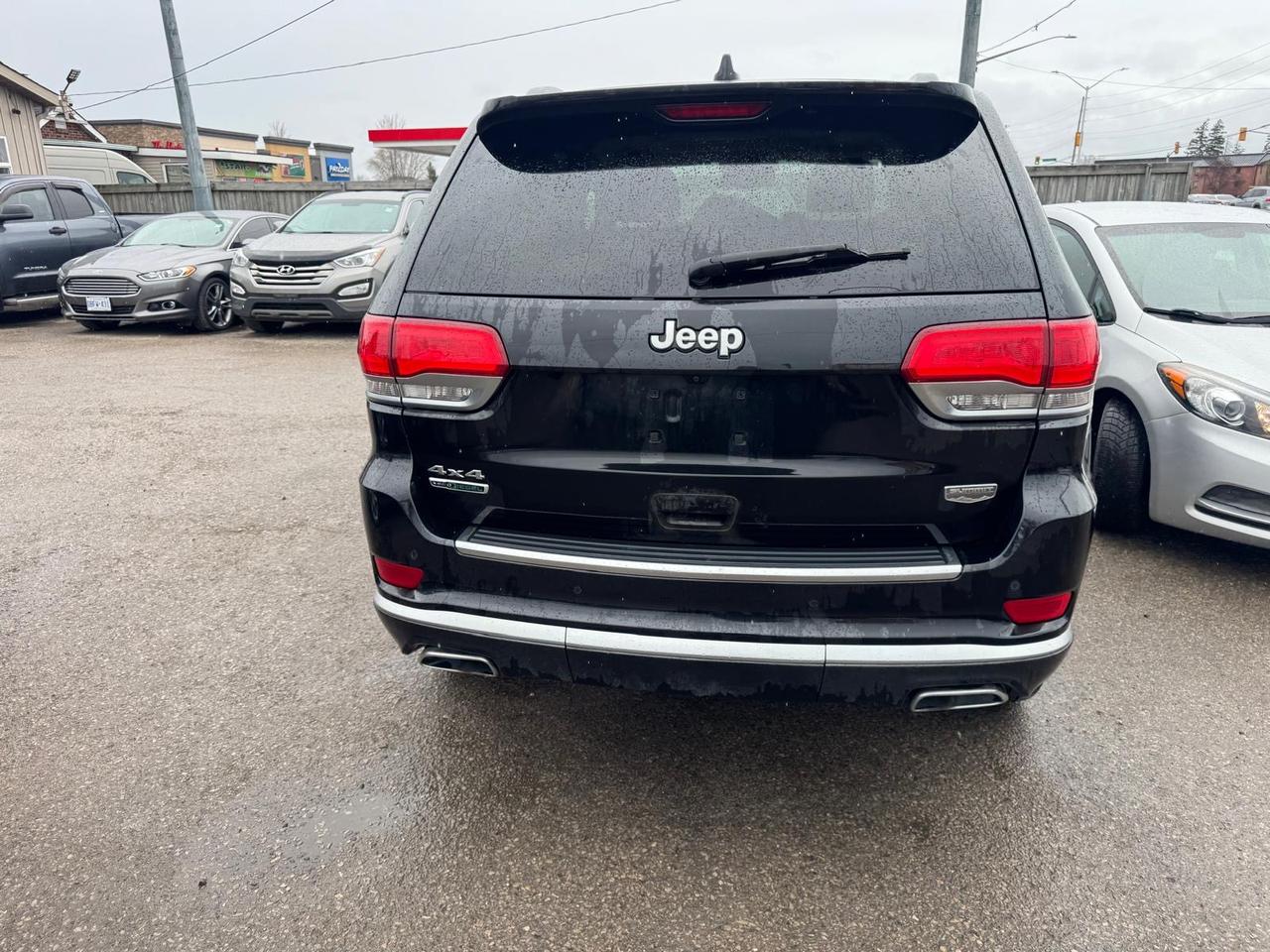 2015 Jeep Grand Cherokee Summit, NO ACCIDENTS, WELL SERVICED, DIESEL, CERT Photo