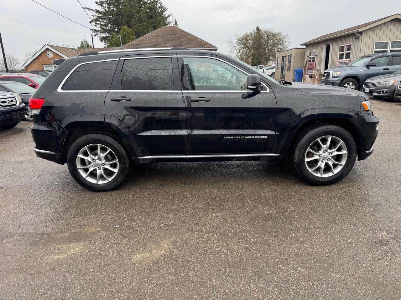 2015 Jeep Grand Cherokee Summit, NO ACCIDENTS, WELL SERVICED, DIESEL, CERT Photo