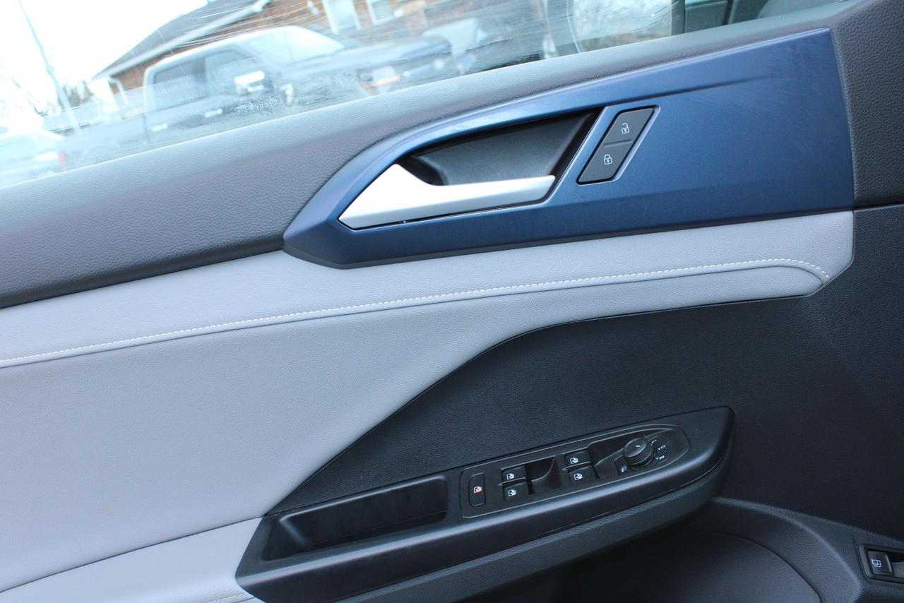 2024 Volkswagen Taos Comfortline Photo