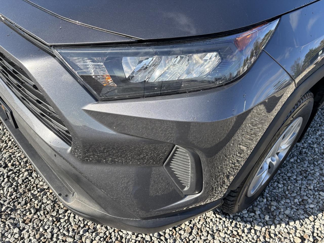 2022 Toyota RAV4 LE Photo