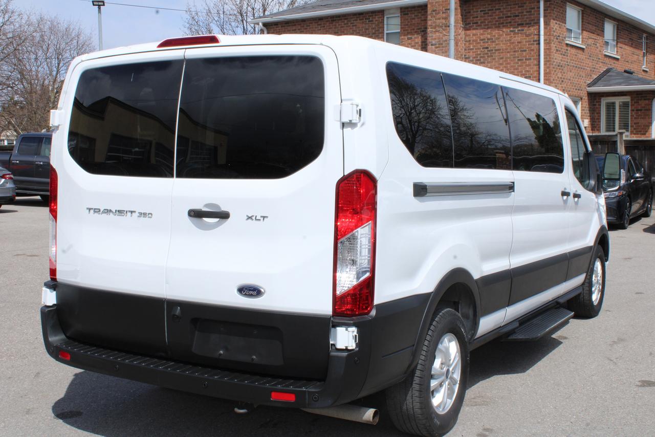 2022 Ford Transit XLT 12 PASSENGER Photo4