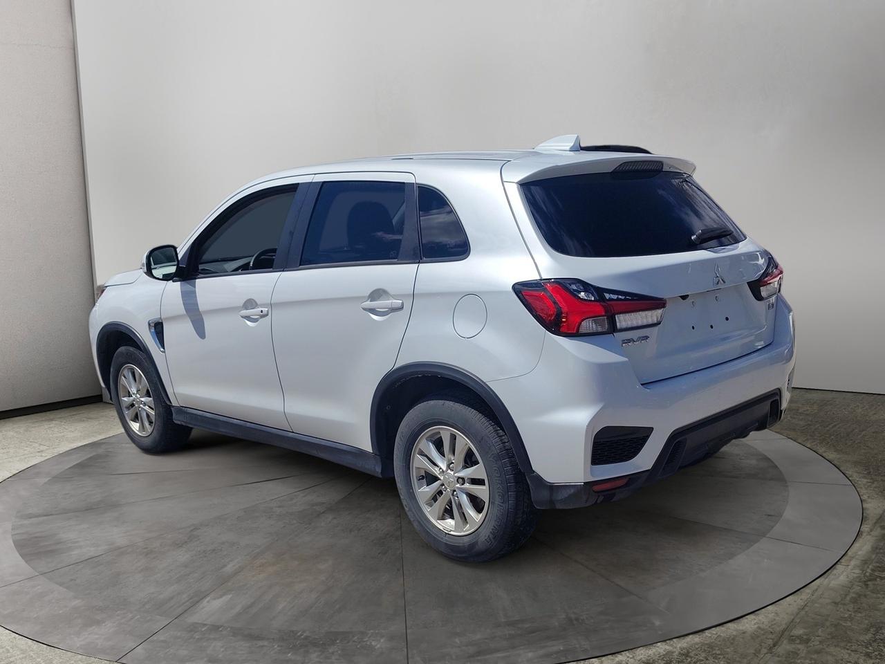 2024 Mitsubishi RVR SE Photo