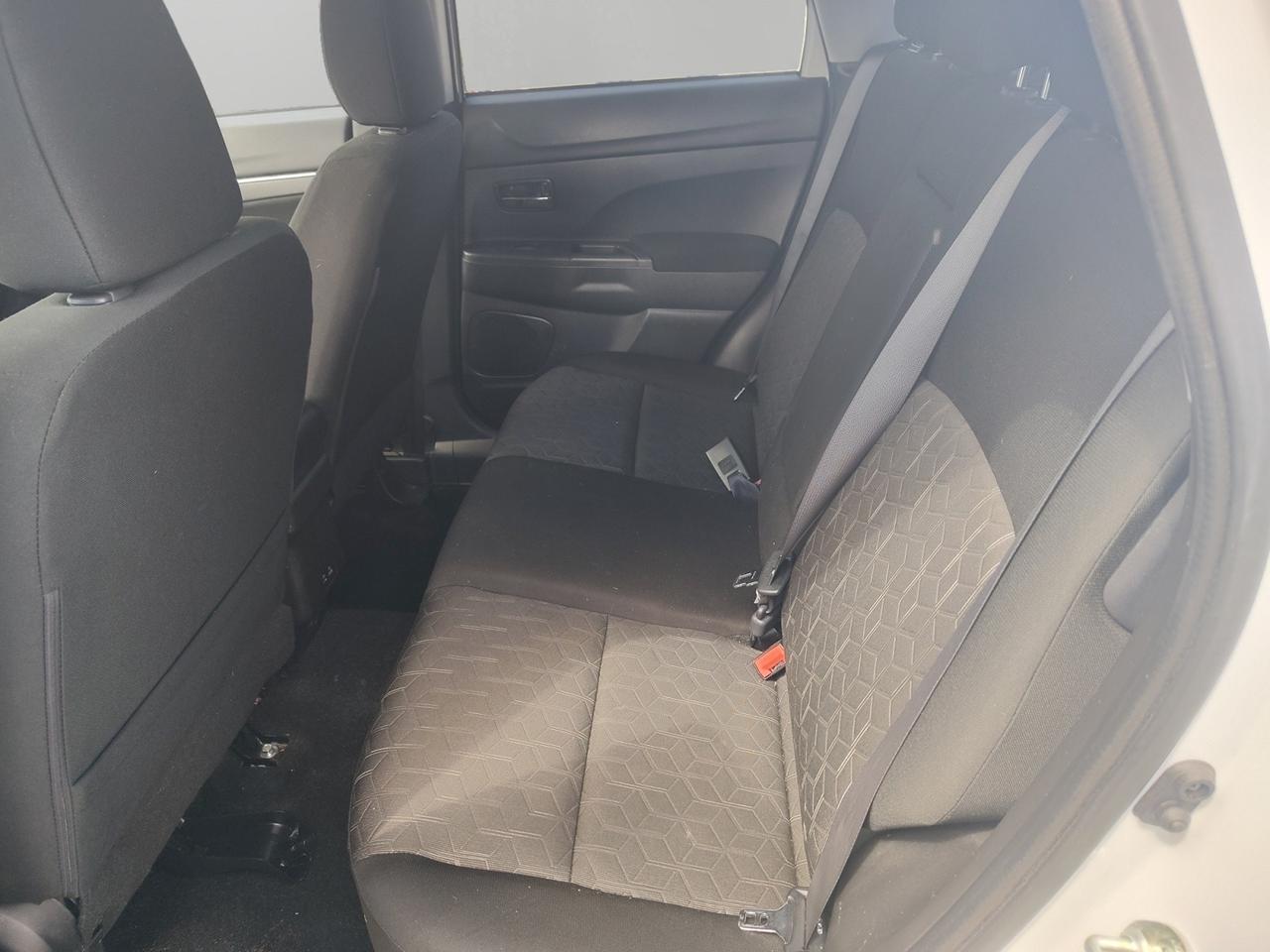2024 Mitsubishi RVR SE Photo