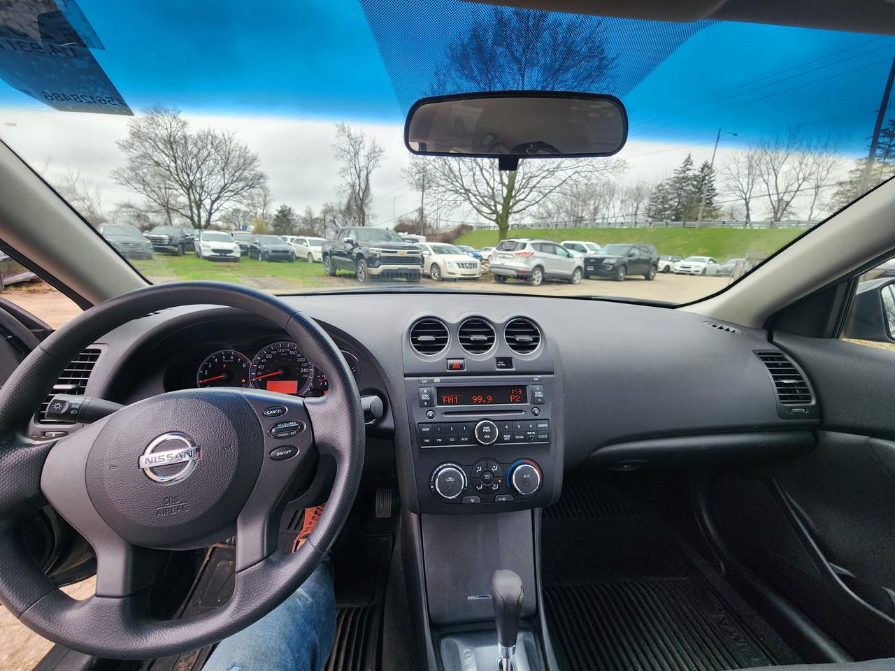 2012 Nissan Altima 2.5 S l Low KM l One Owner l Clean Carfax l Photo