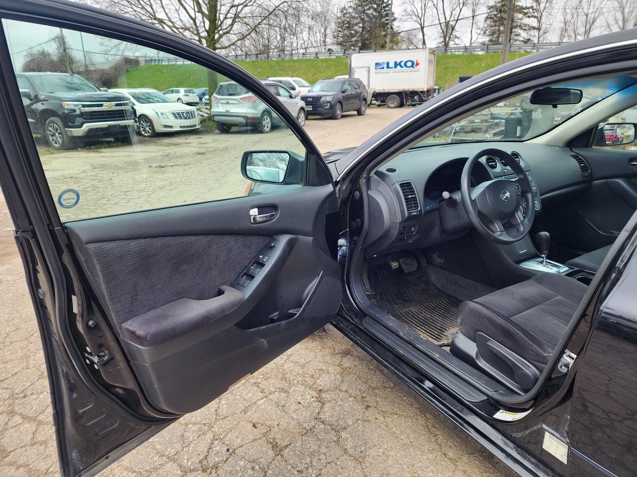 2012 Nissan Altima 2.5 S l Low KM l One Owner l Clean Carfax l Photo