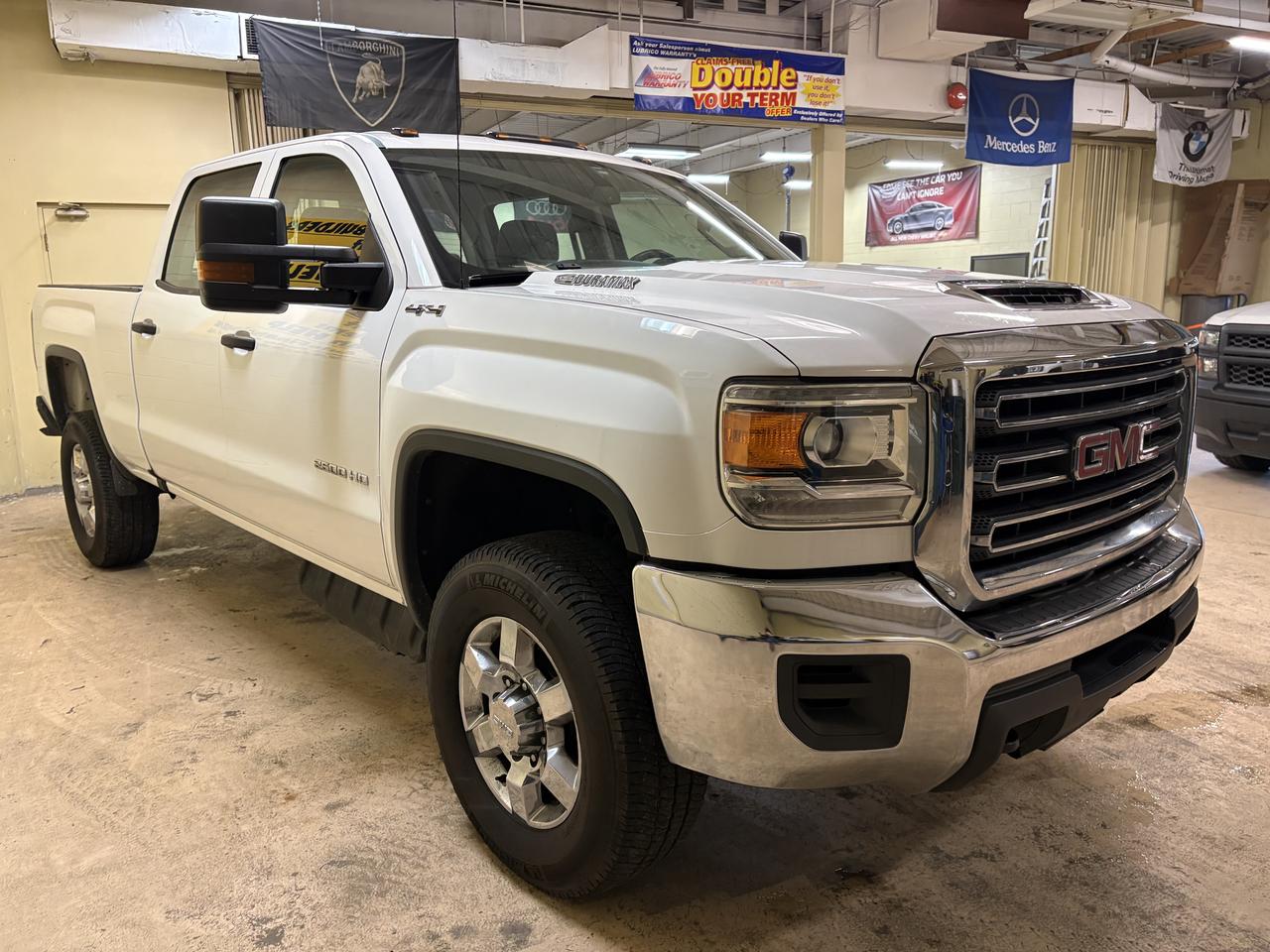 2018 GMC Sierra 2500  Photo4