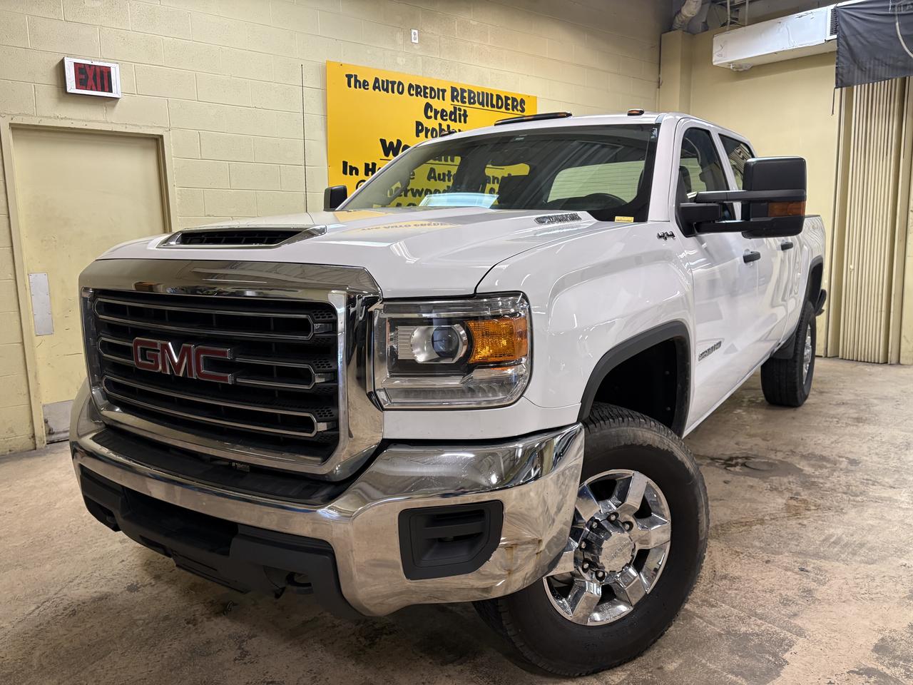 Used 2018 GMC Sierra 2500  for sale in Windsor, ON