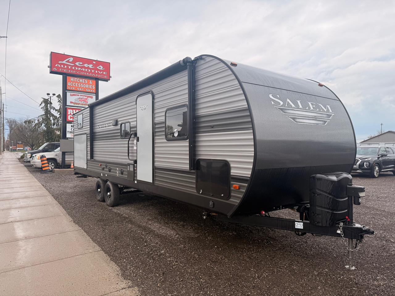 2019 Forest River SALEM 30KQBSS  TRAVEL TRAILER SALEM TOWABLES; CLEAN WELL KEPT; FINANACEABLE Photo1