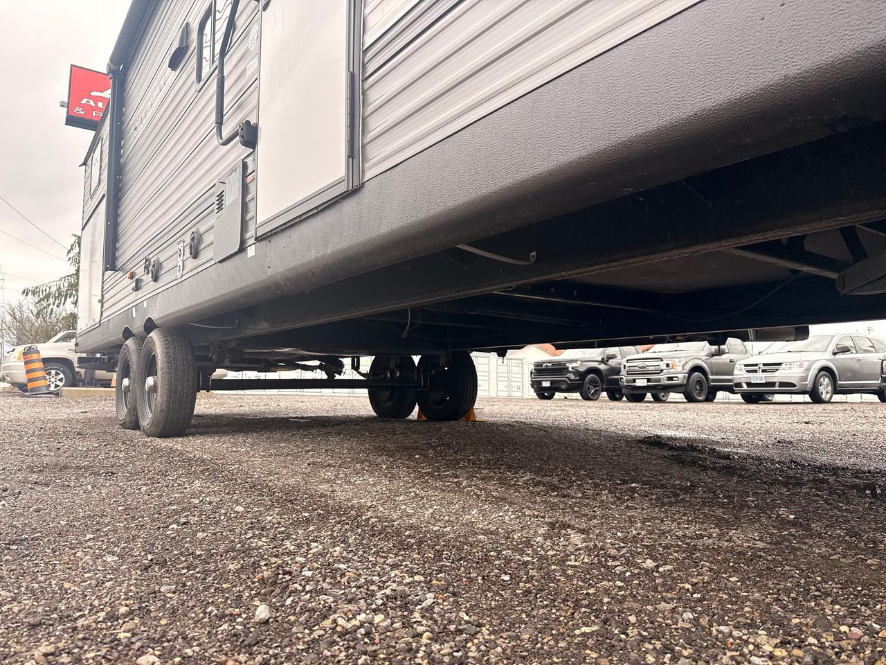 2019 Forest River SALEM 30KQBSS  TRAVEL TRAILER SALEM TOWABLES; CLEAN WELL KEPT; FINANACEABLE Photo